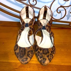 10M LifeStride Leopard Heel